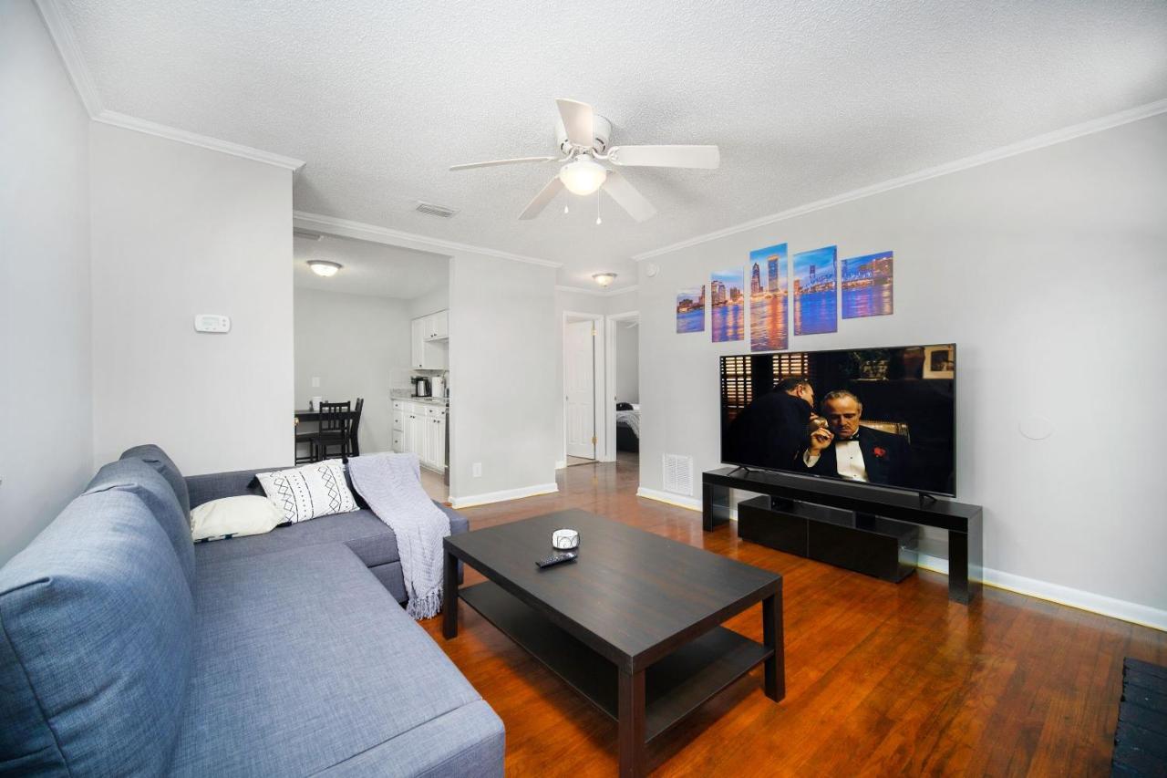 King Bedroom 2Bed1Bath Sleeps 4 Close To Town Center Downtown Beach Mayo Clinic Jacksonville Buitenkant foto