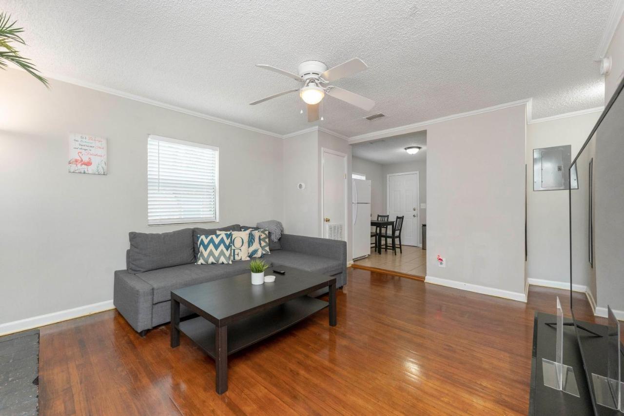 King Bedroom 2Bed1Bath Sleeps 4 Close To Town Center Downtown Beach Mayo Clinic Jacksonville Buitenkant foto